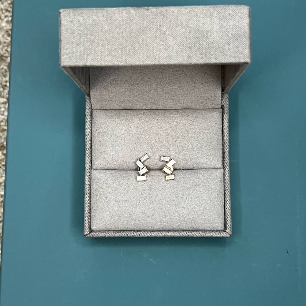 EUC Charles & Colvard 14K Rose Gold Moissanite Baguette Studs